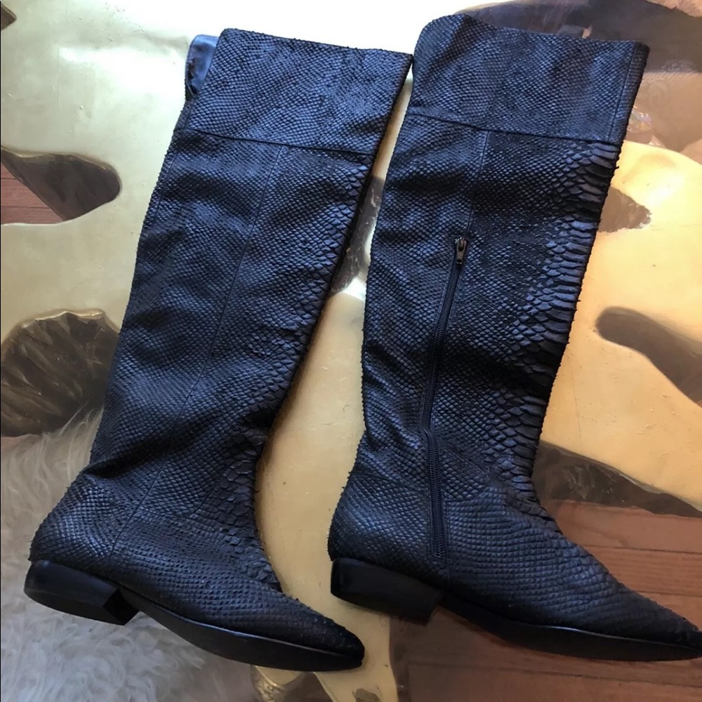 Kelsi Dagger Black snake skin Boot